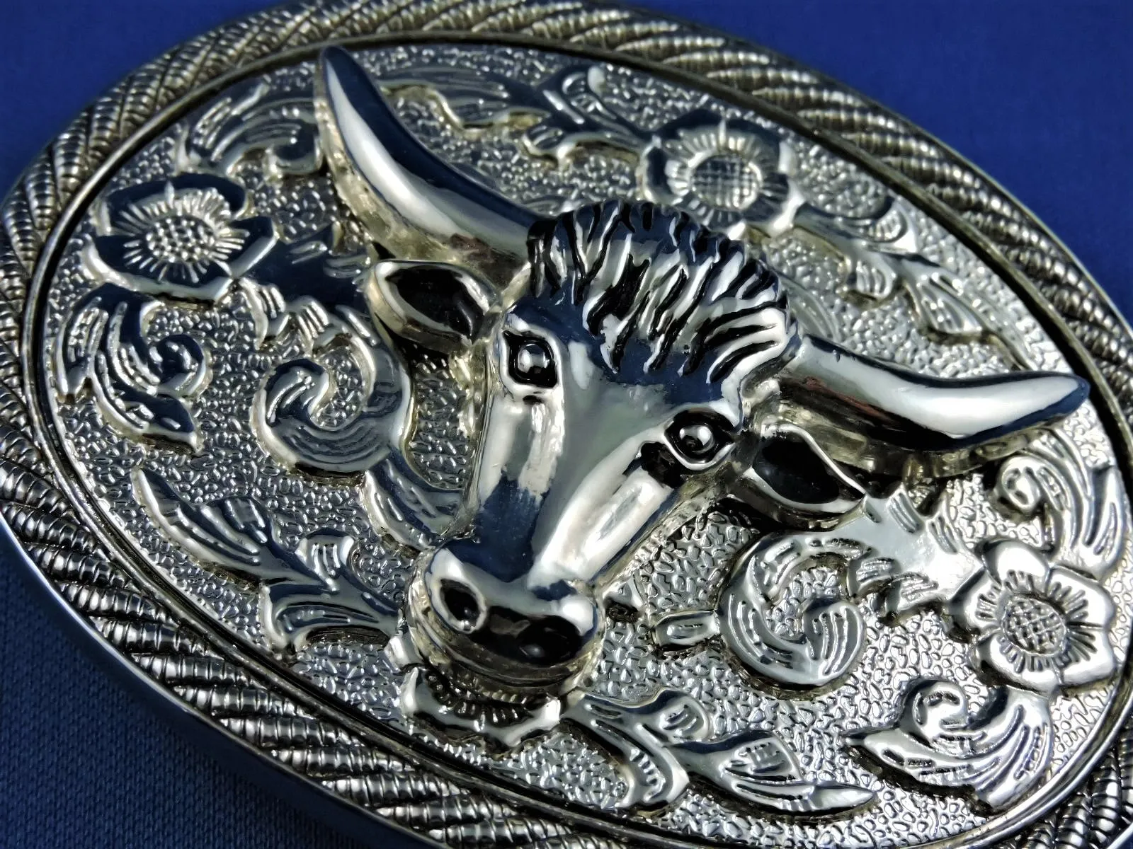 Belt Buckle - Silver Tone Longhorn Head