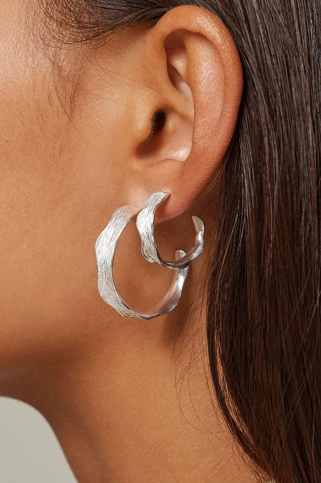 Enamel Copenhagen Large Ane Silver Hoops