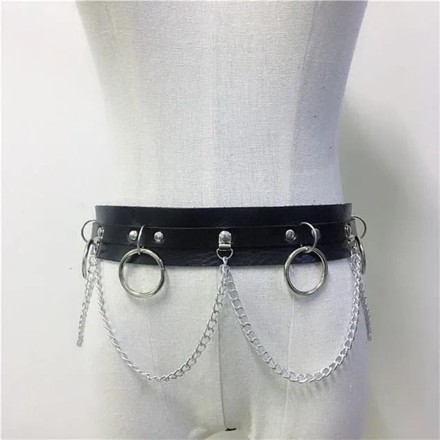 'Envy' Faux Leather Star Harness and O Ring Belt.